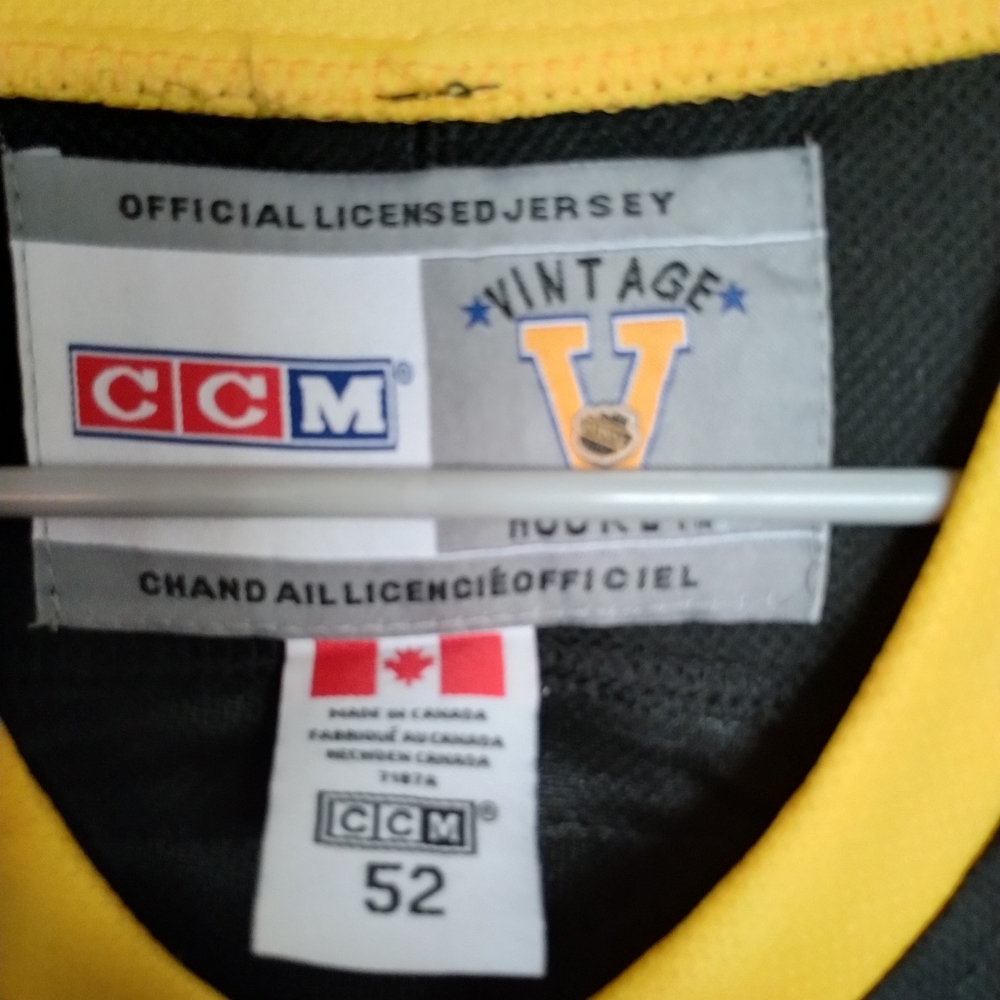 #4 BOBBY ORR BOSTON BRUINS jersey classic style never use (xL)(1xL) MVP 1976 - Picture 4 of 7